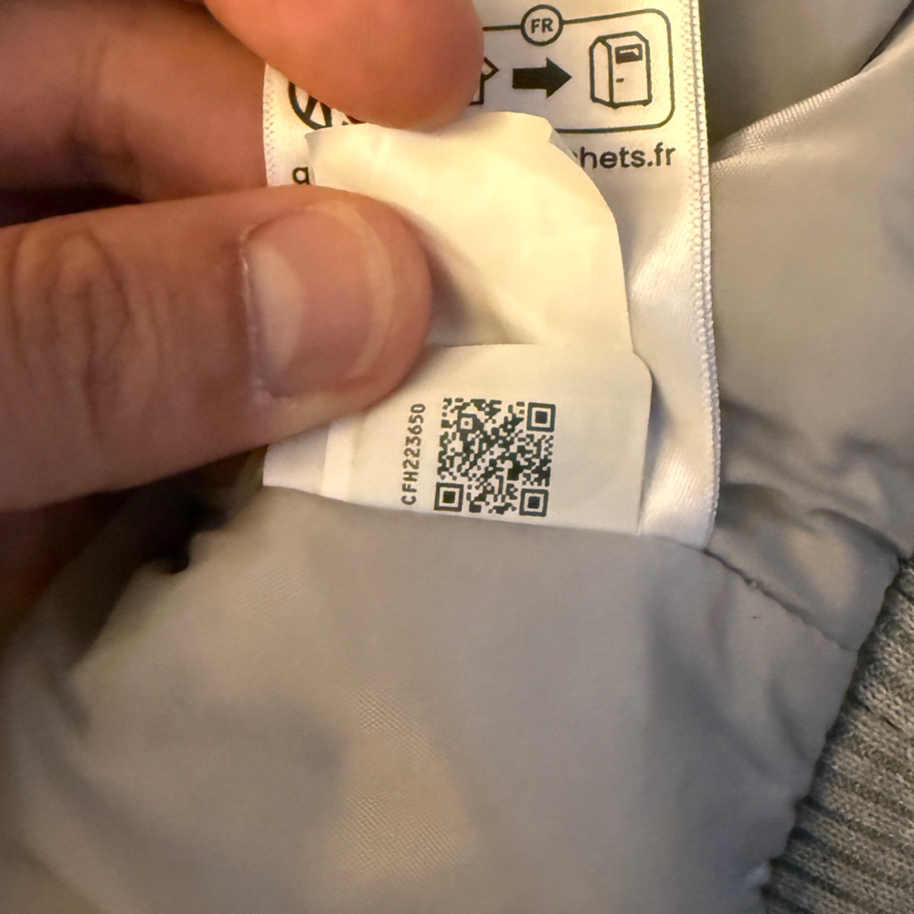 Supreme x The North Face Men's Down Filled Zip Up Hooded Sweatshirt - Picture 6 of 10